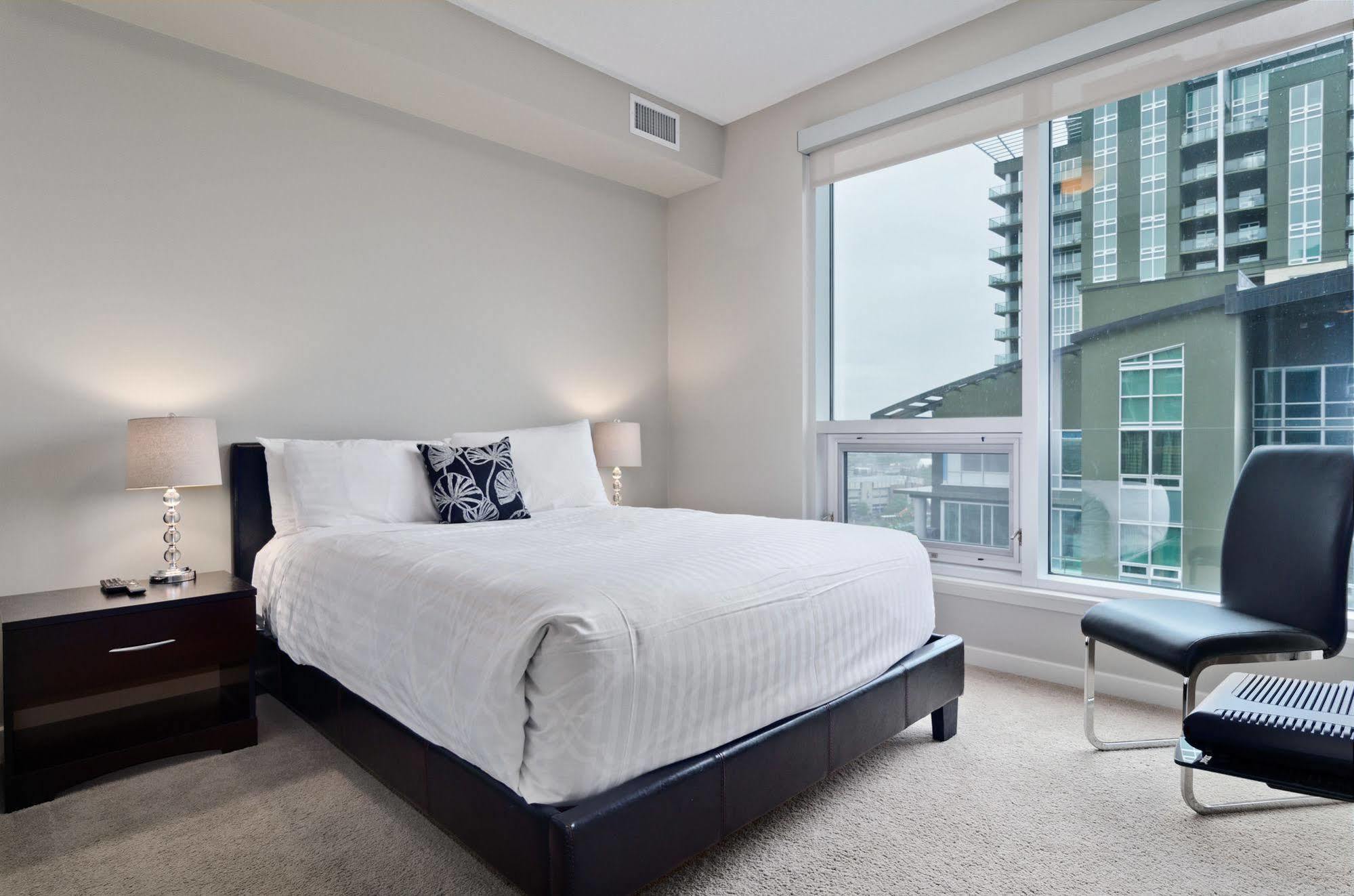 Executive Suites By Roseman - Alura YYC Buitenkant foto